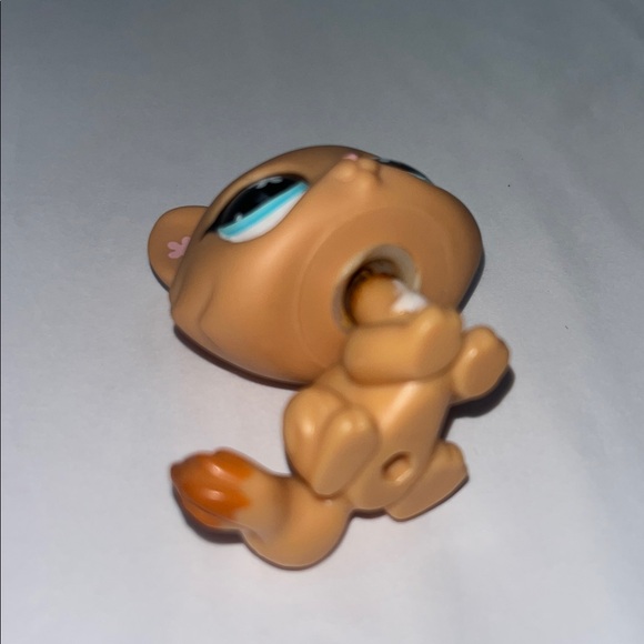 Authentic Littlest Pet Shop LPS Kitten Cat #649 - Picture 3 of 4